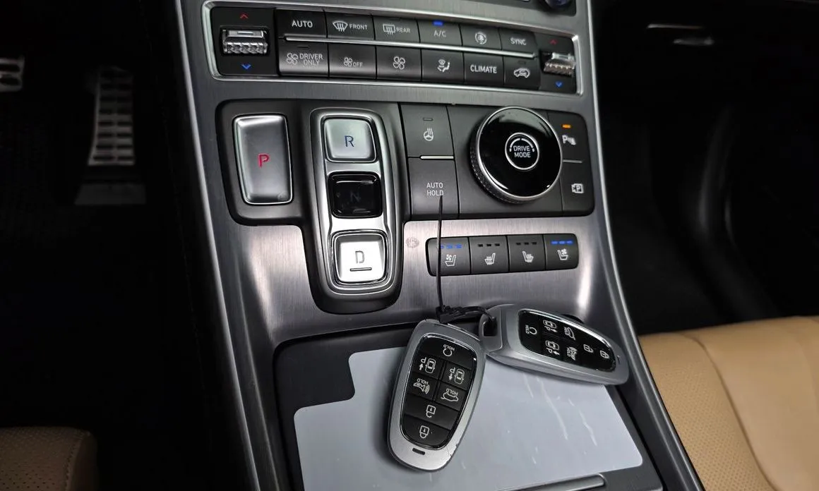 Hyundai Santafe — фото 7