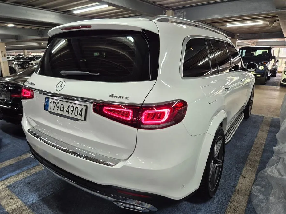 Mercedes-Benz GLS-Class — фото 8