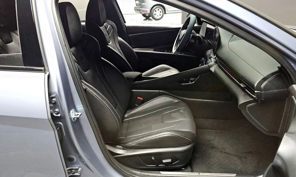 Hyundai AVANTE — фото 7