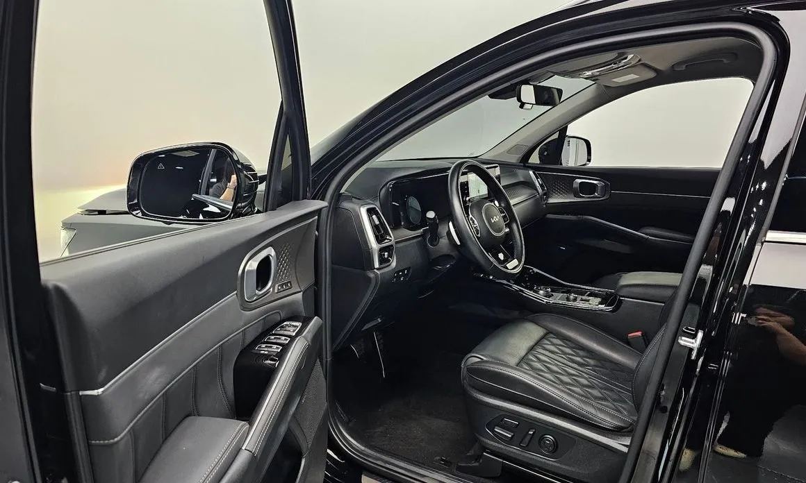 Kia Sorento — фото 8