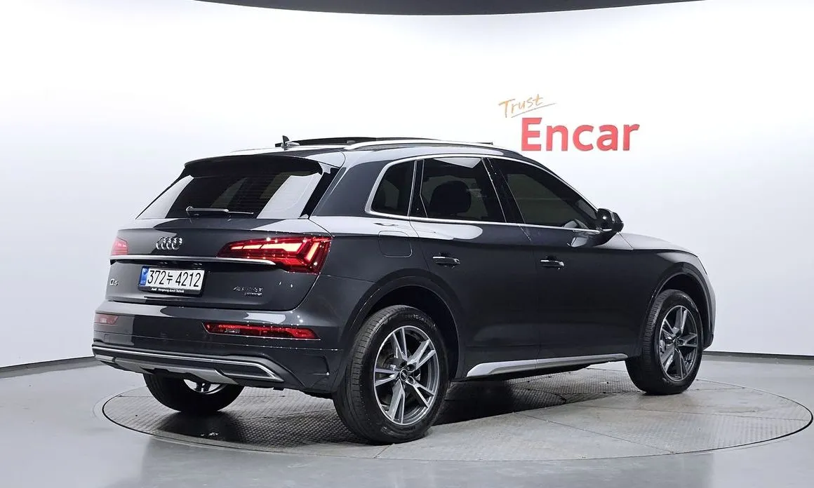 Audi Q5 — фото 5