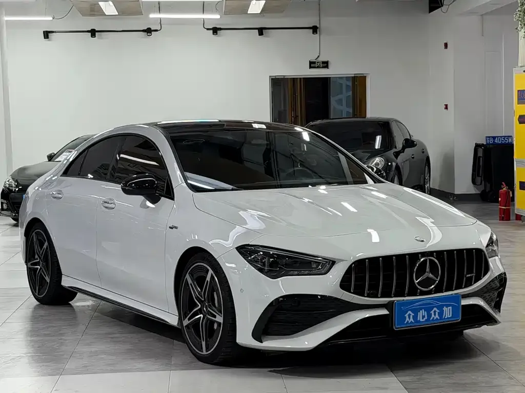 Mercedes-Benz CLA AMG — фото 2