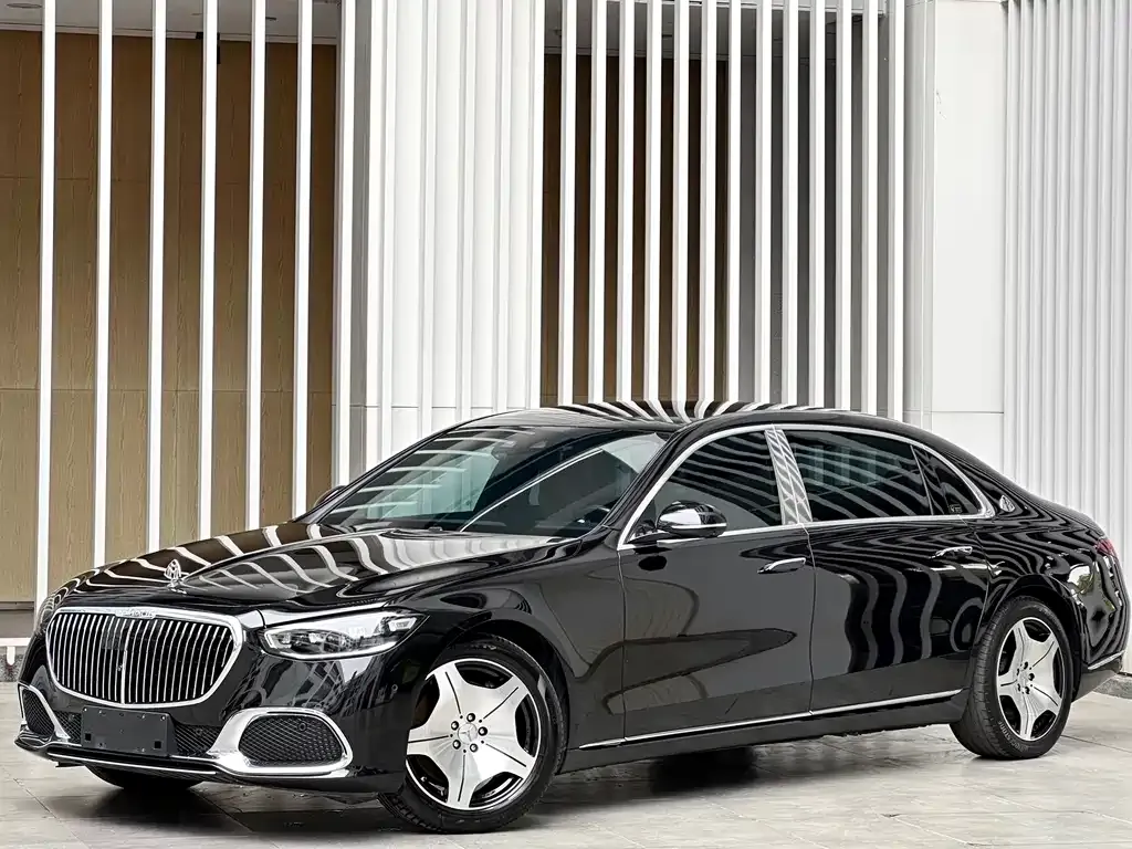 Mercedes-Benz S-Class — фото 1