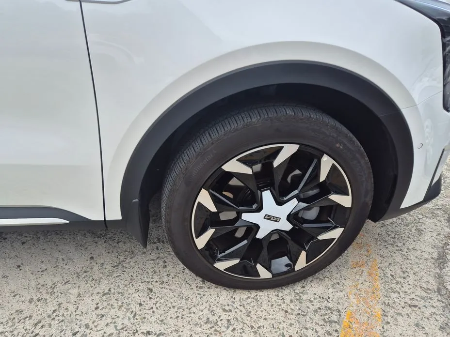 Kia Sorento — фото 4