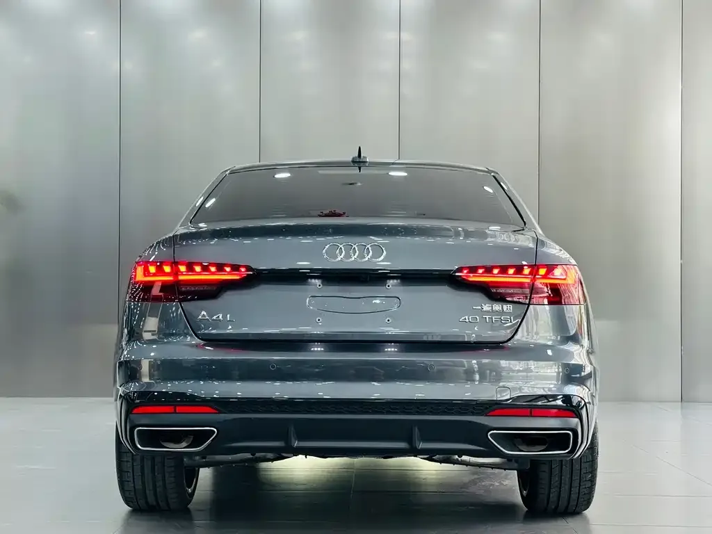 Audi A4L — фото 2