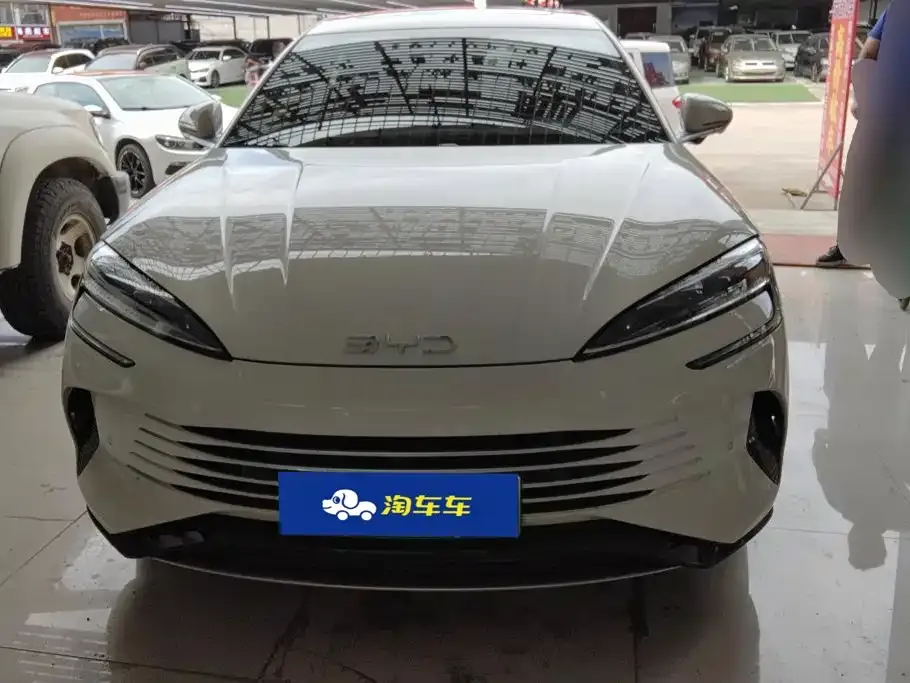 BYD Seal 07 DM-i — фото 10
