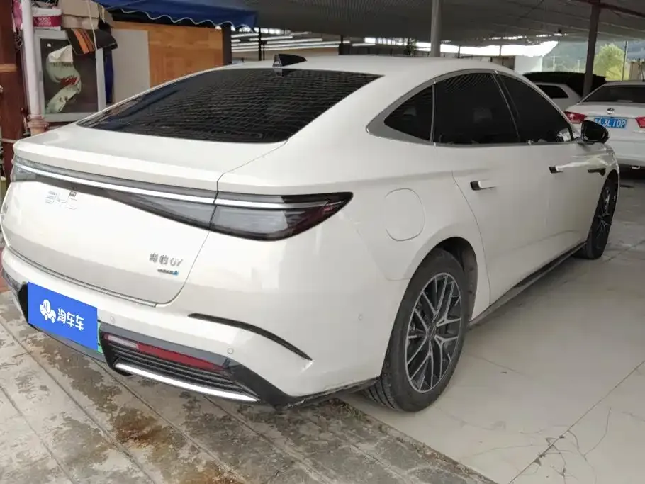 BYD Seal 07 DM-i — фото 7