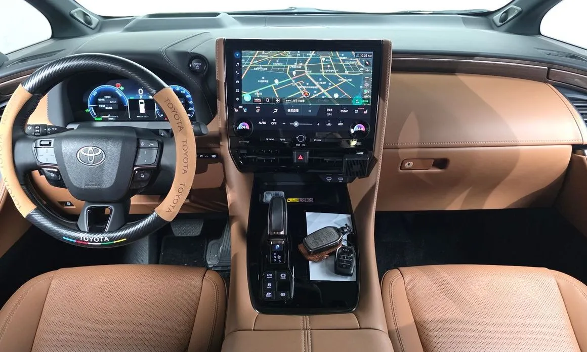 Toyota Alphard — фото 10