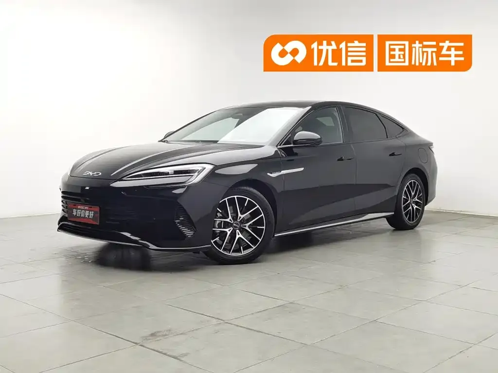 BYD Seal — фото 1