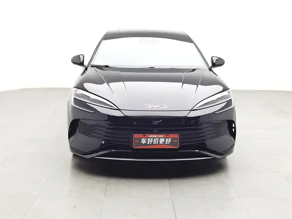 BYD Seal — фото 2