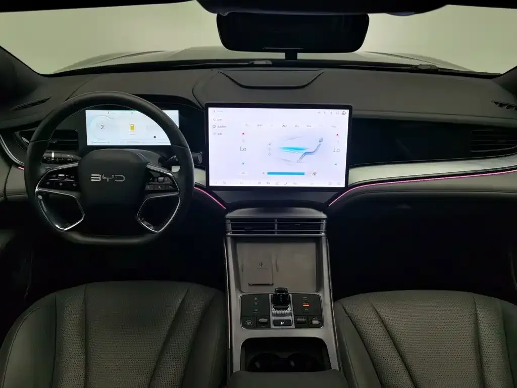 BYD Seal — фото 7