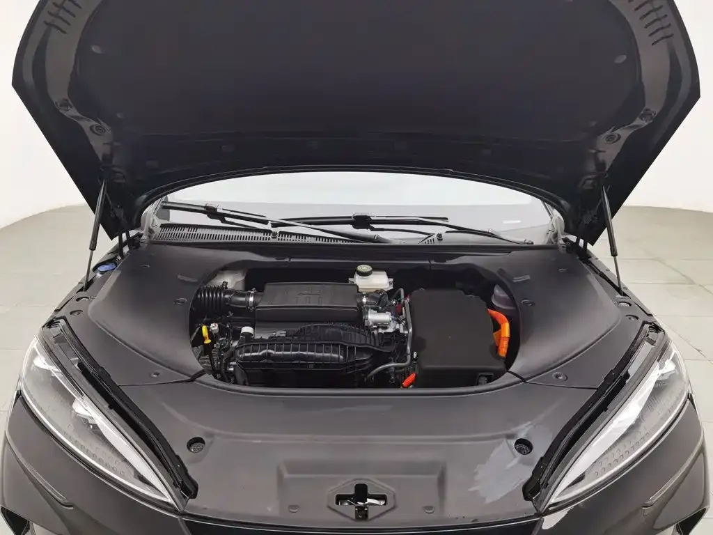BYD Seal — фото 10
