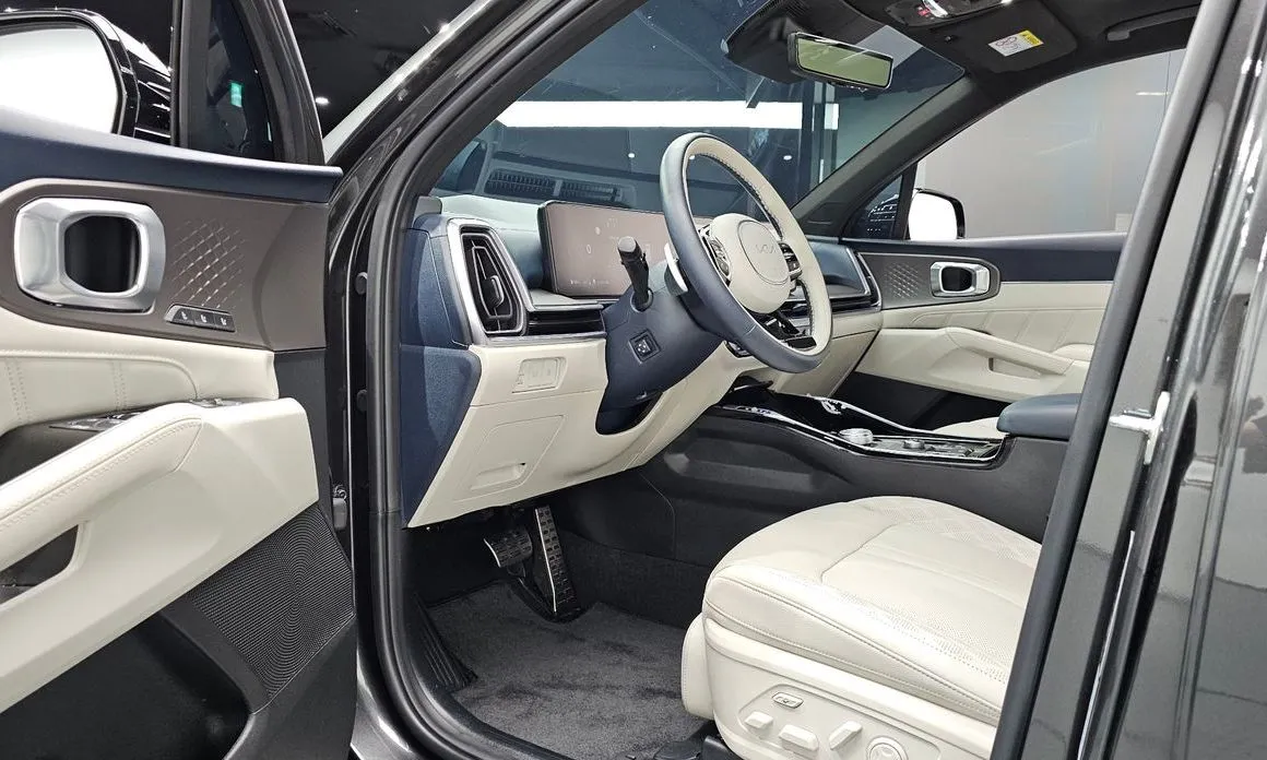 Kia Sorento — фото 9