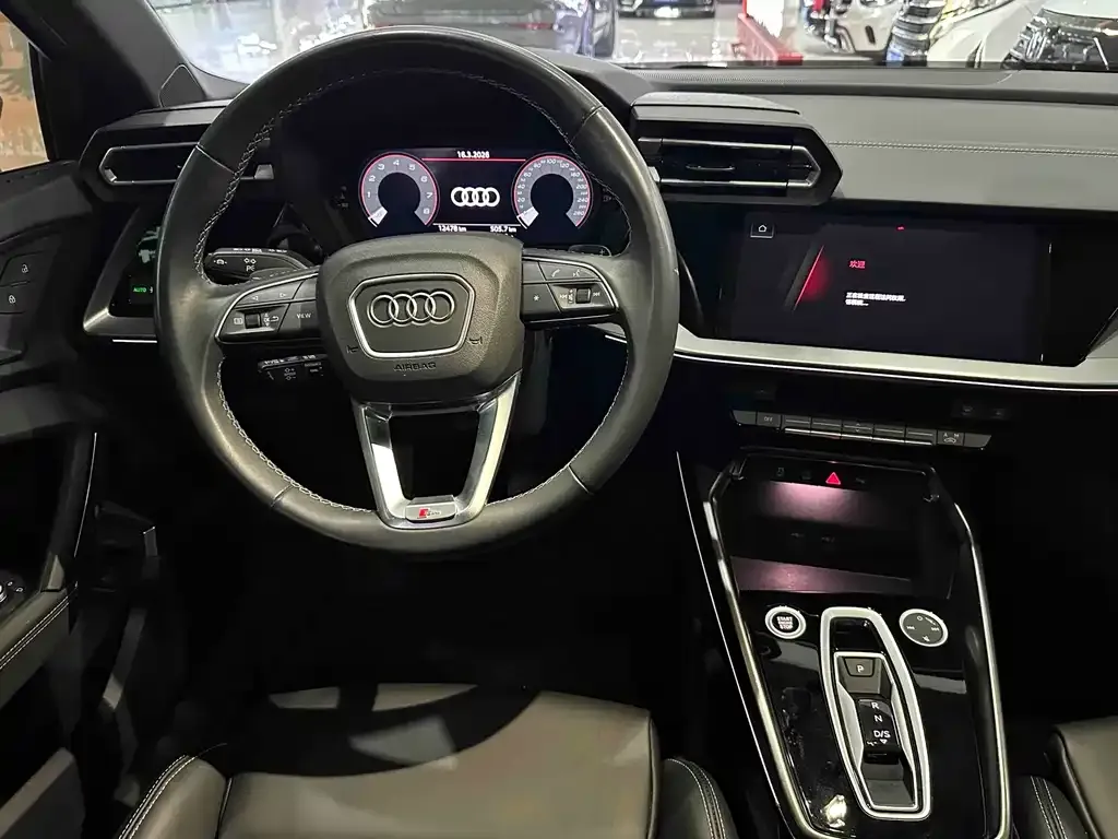 Audi A3 — фото 9