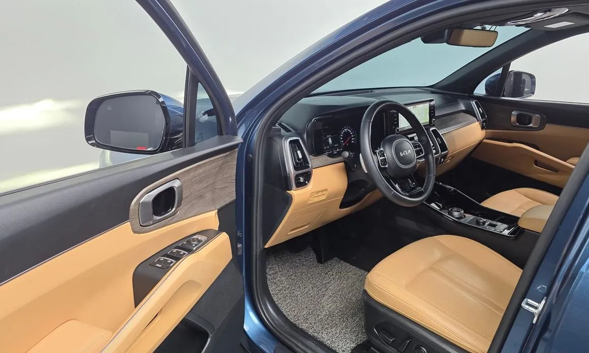 Kia Sorento — фото 6