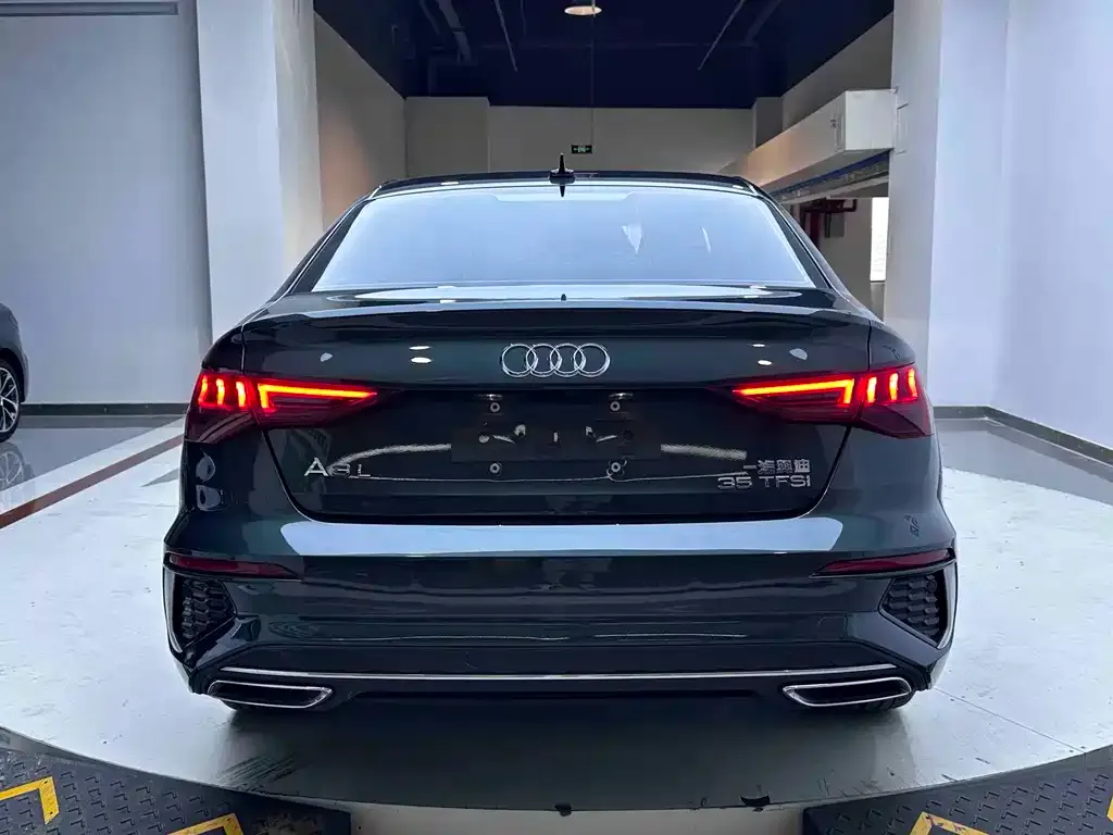 Audi A3 — фото 8