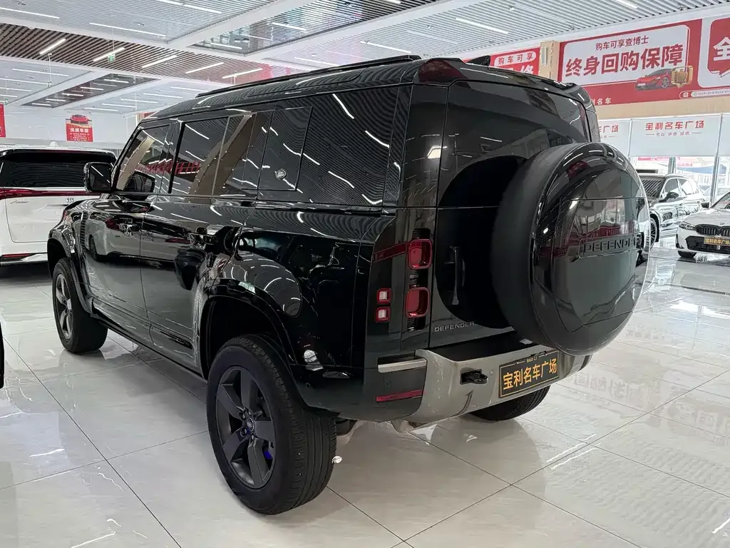 Land Rover Defender — фото 9