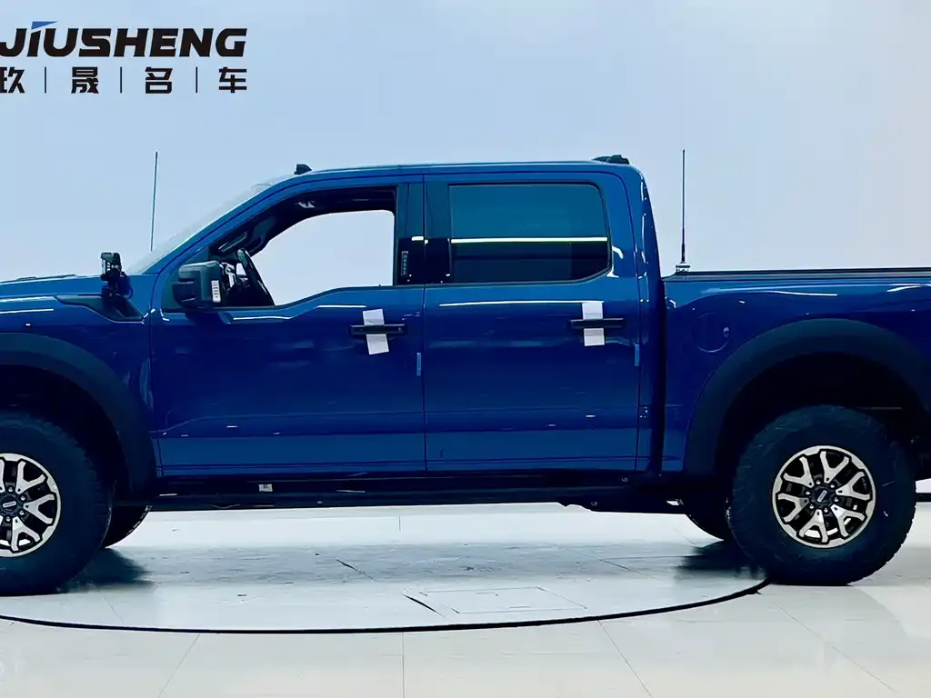 Ford F-150 Raptor — фото 9