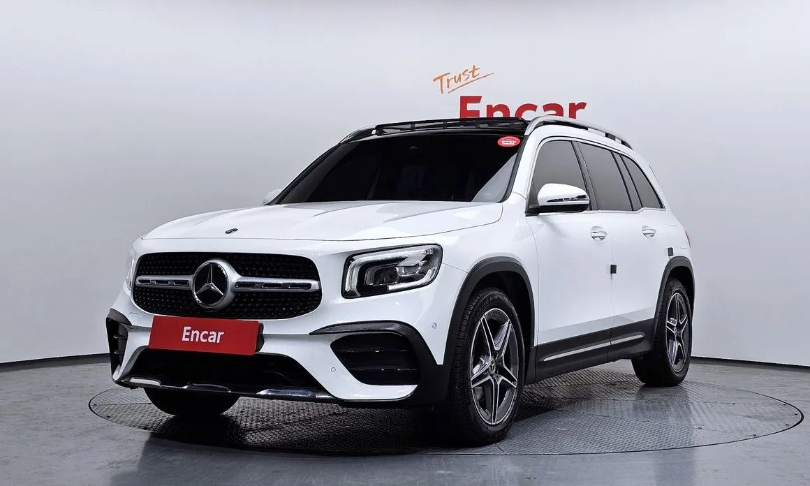 Mercedes-Benz GLB-Class — фото 1
