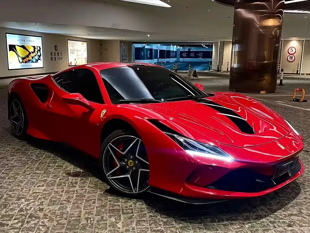 Ferrari F8 — фото 1