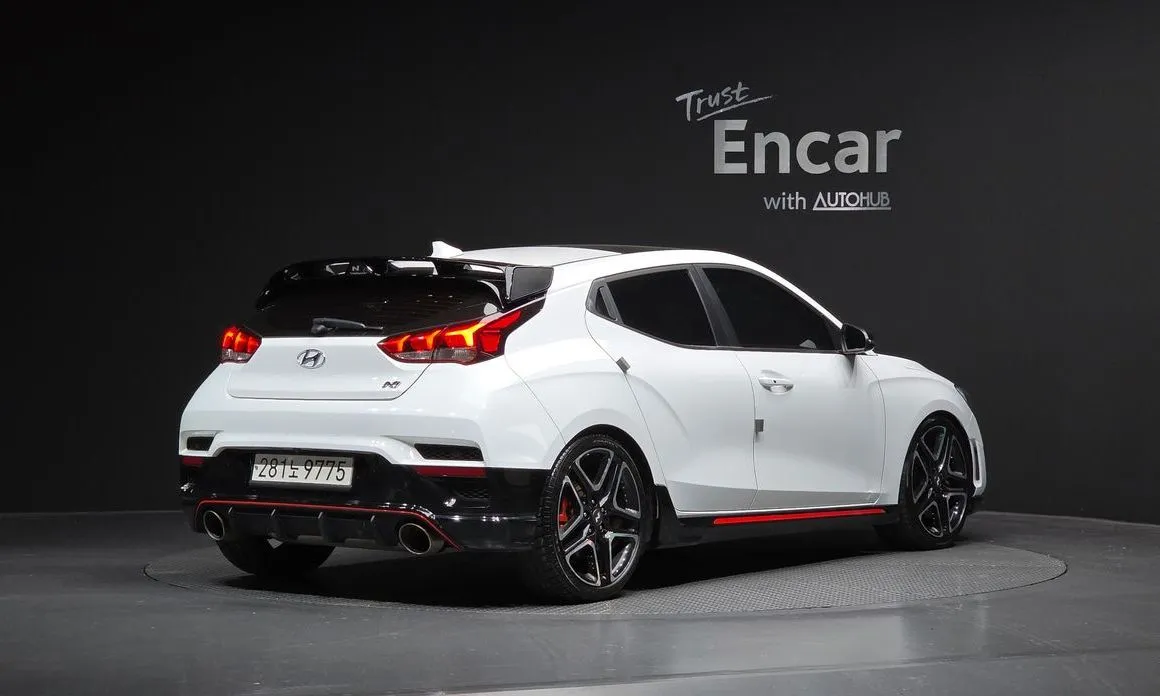 Hyundai Veloster — фото 3