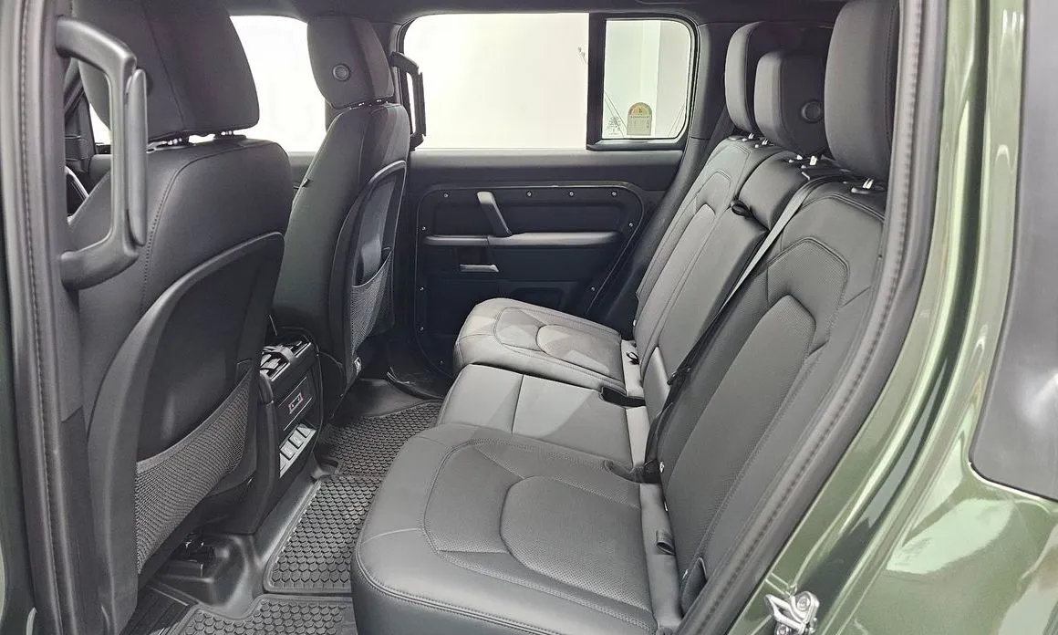 Land Rover Defender — фото 7