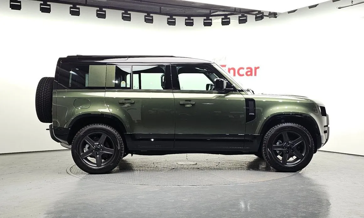 Land Rover Defender — фото 6