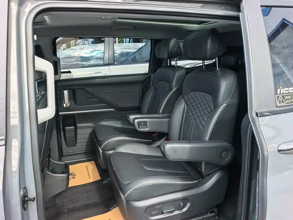 Hyundai Custo — фото 4