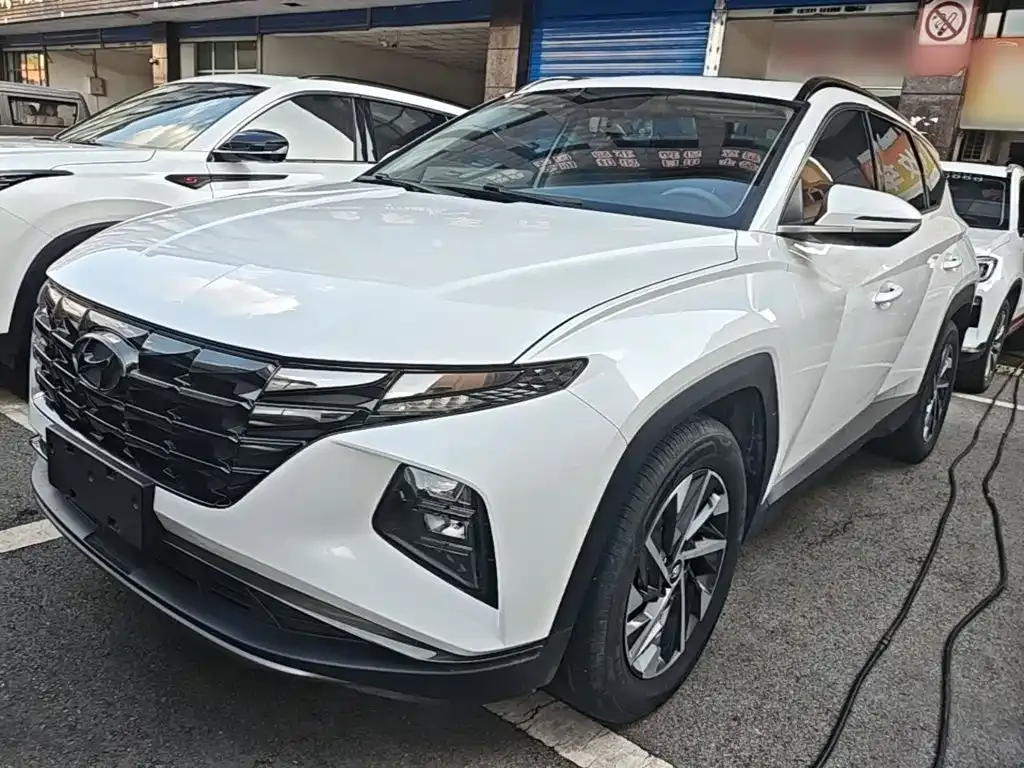 Hyundai Tucson — фото 1