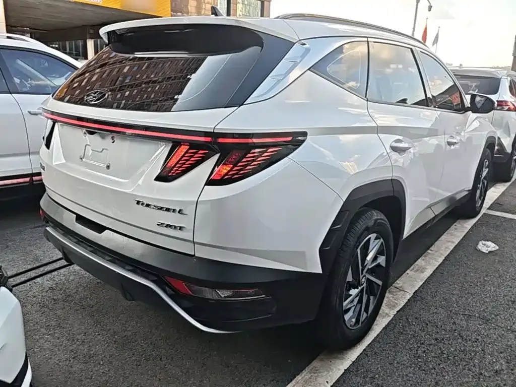 Hyundai Tucson — фото 8