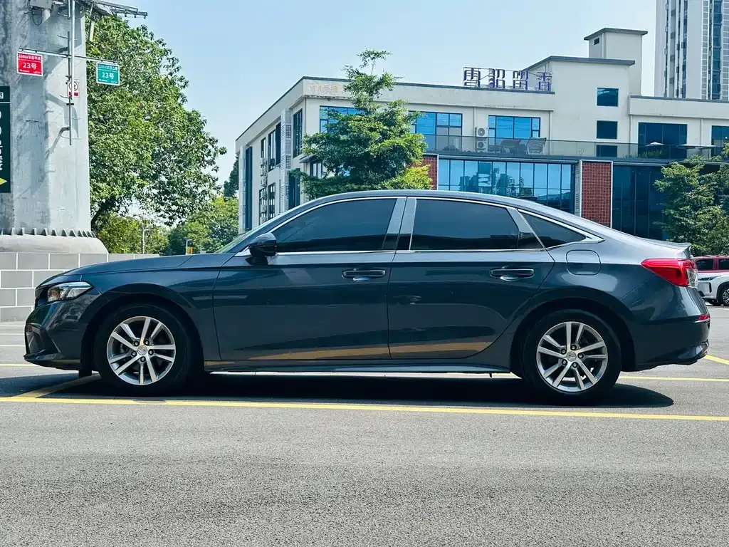 Honda Civic — фото 6