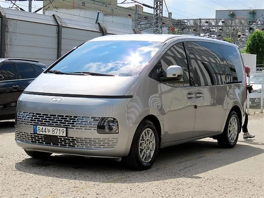 Hyundai Staria — фото 6