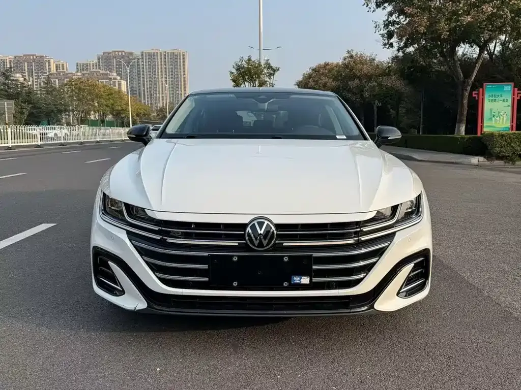 Volkswagen CC — фото 1