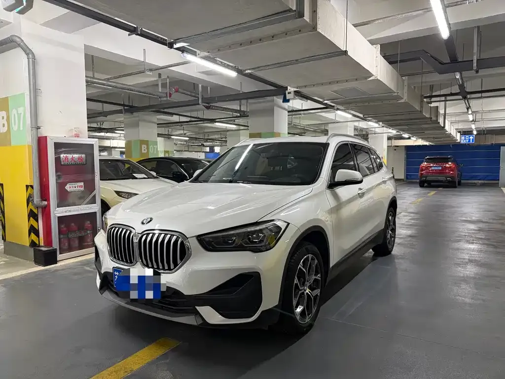 BMW X1 — фото 2