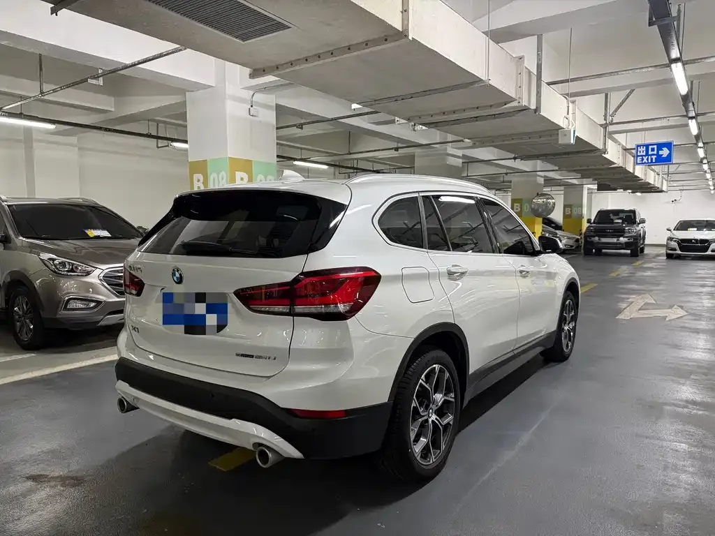 BMW X1 — фото 3