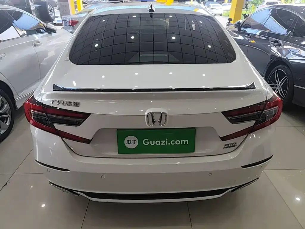 Honda Accord — фото 2