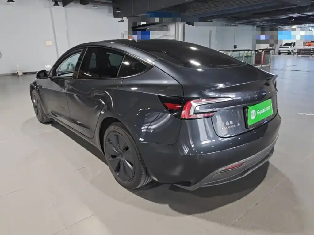 Tesla Model 3 — фото 3
