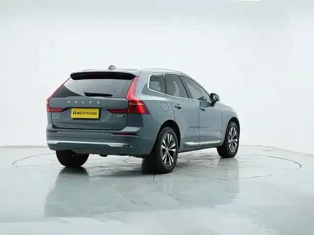 Volvo XC60 — фото 2