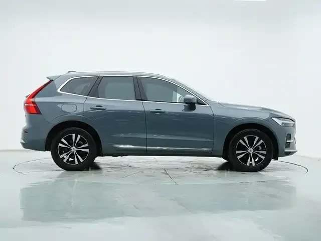 Volvo XC60 — фото 6