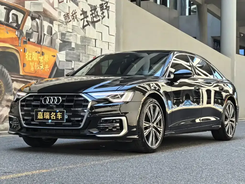Audi A6L — фото 1