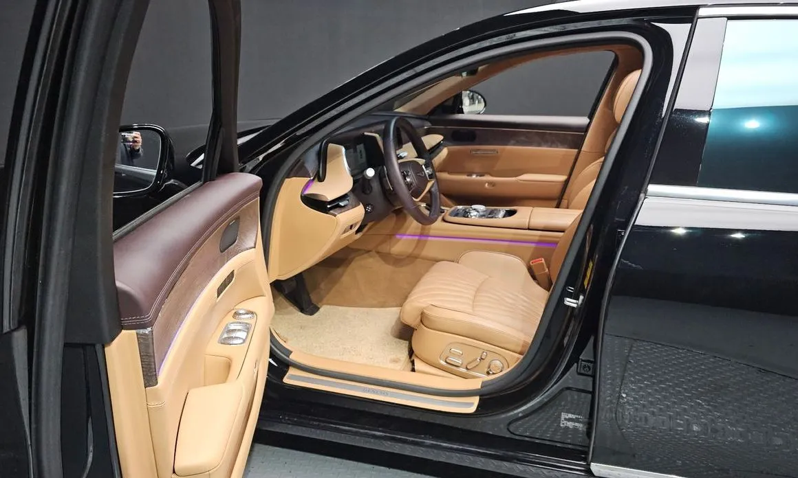 Genesis G90 — фото 10