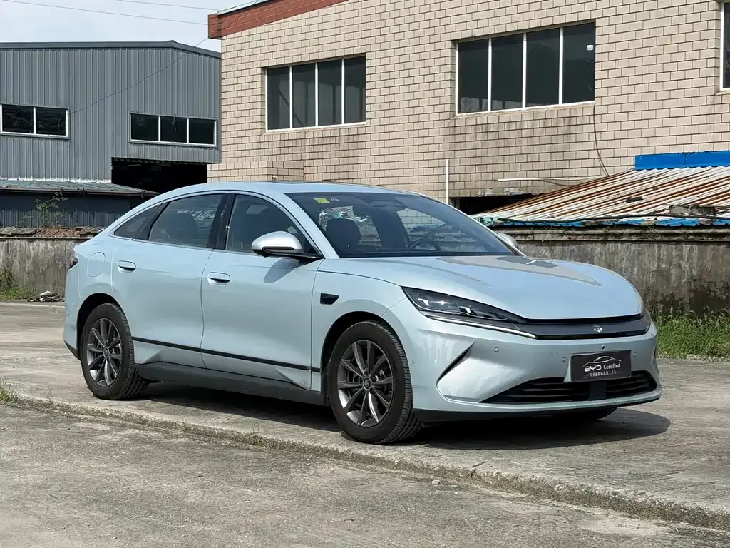 BYD Qin L — фото 6