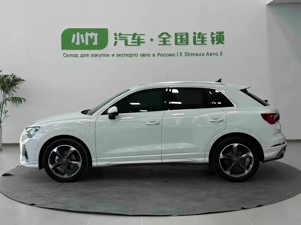Audi Q3 — фото 4