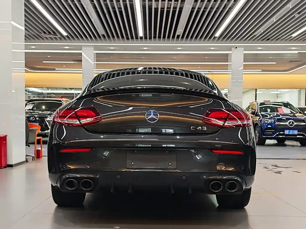 Mercedes-Benz C-Class AMG — фото 4