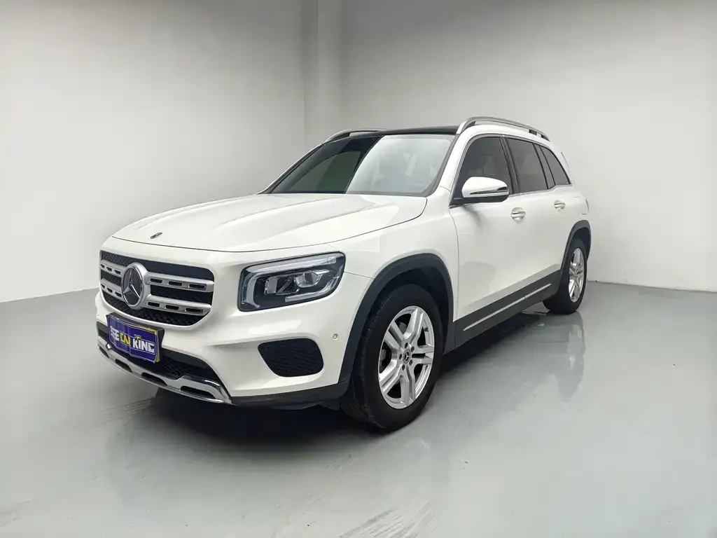 Mercedes-Benz GLB — фото 1