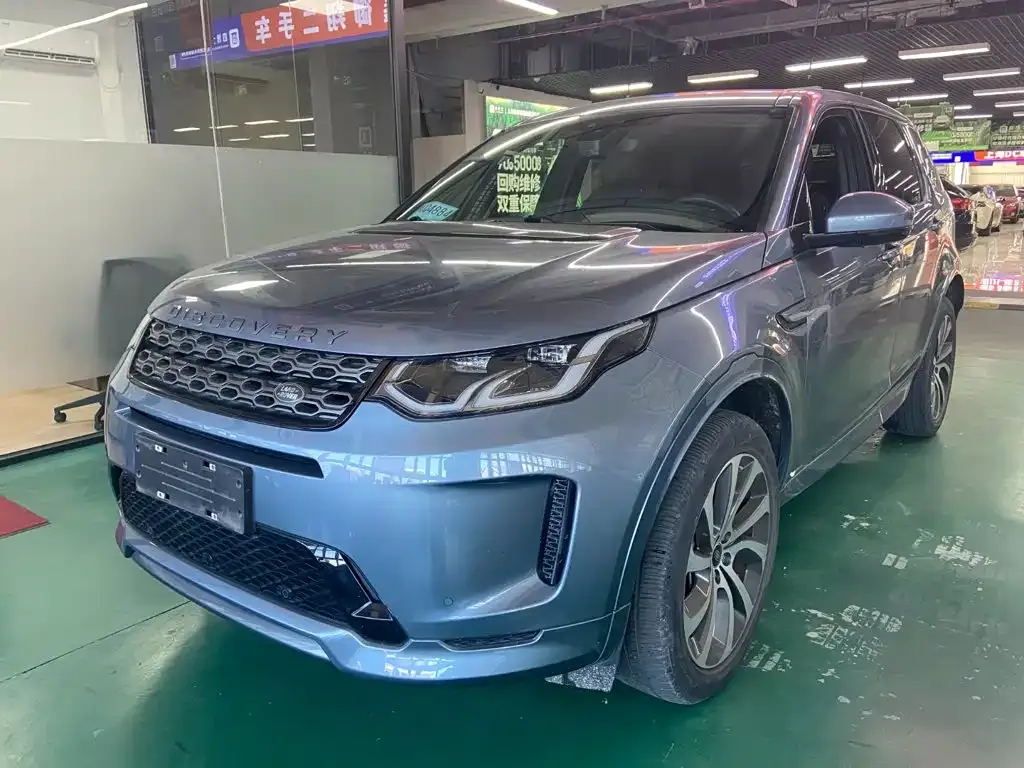 Land Rover Discovery Sport — фото 1