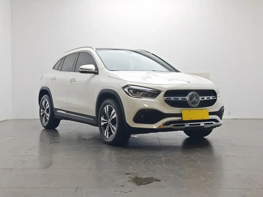 Mercedes-Benz GLA — фото 6