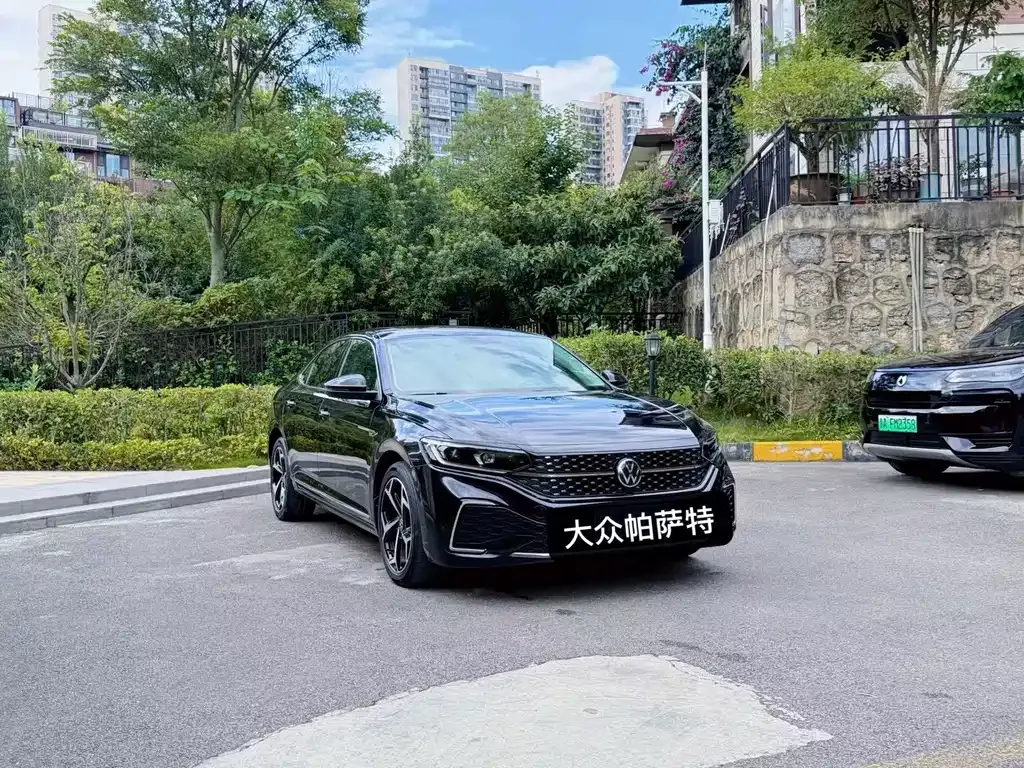 Volkswagen Passat — фото 5