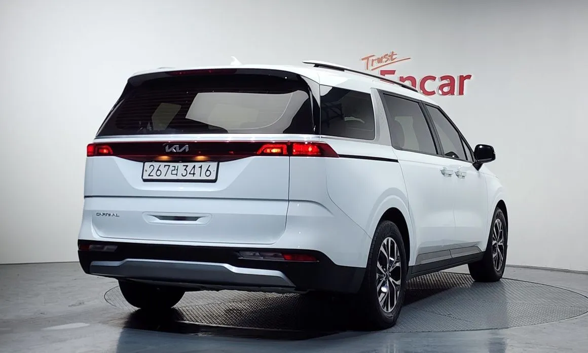 Kia Carnival — фото 2