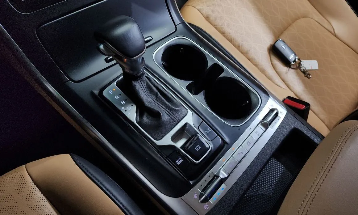 Kia Carnival — фото 10